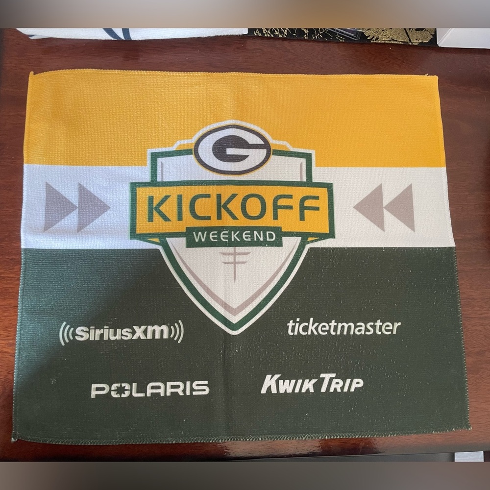 Green Bay Packets rally towel - opening weekend September 2023